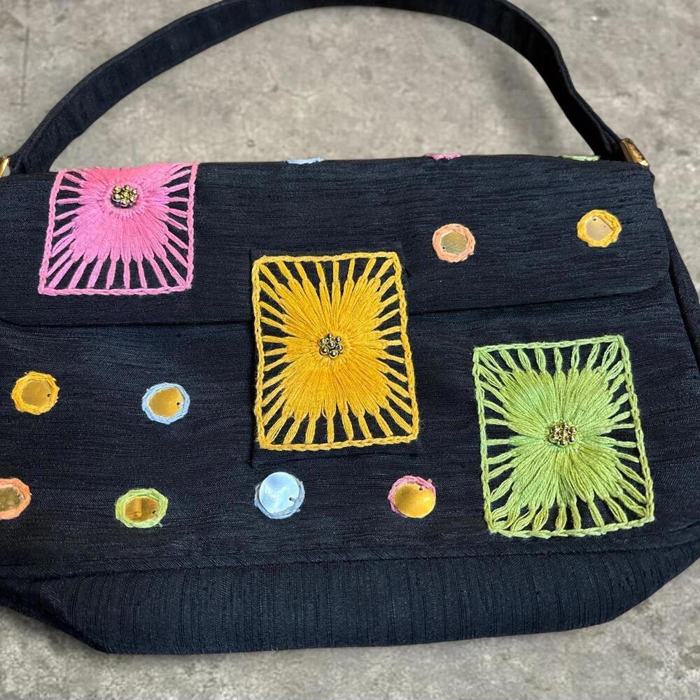patchwork vintage embroidered small shoulder bag … - image 2